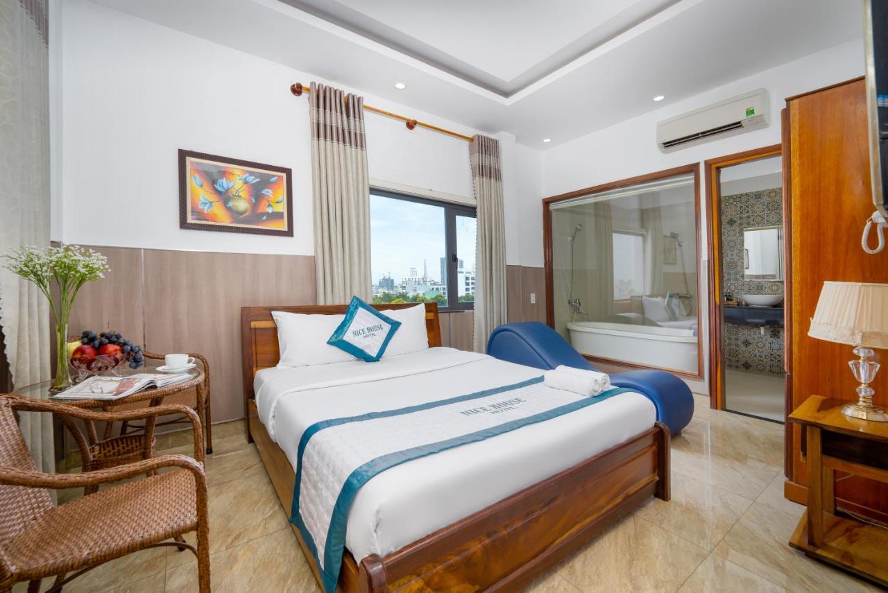 Nice House Hotel - Near My Khe Beach Da Nang Exterior foto